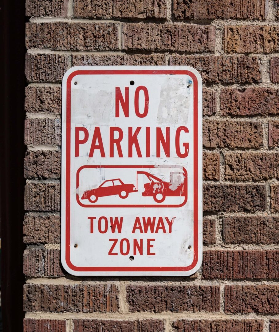Understanding Private Towing vs. Municipal Towing